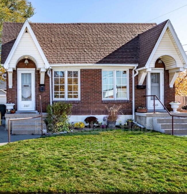 Building Photo - 2009 S 1500 E