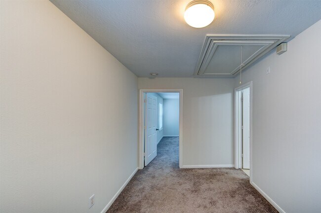 Building Photo - 1118 Wilson St
