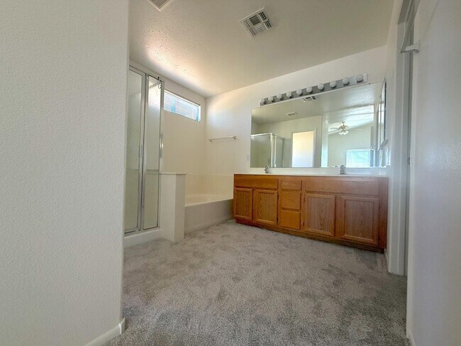 Building Photo - 19858 N 33rd Pl