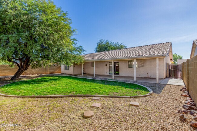 Building Photo - 13314 E Cindy St