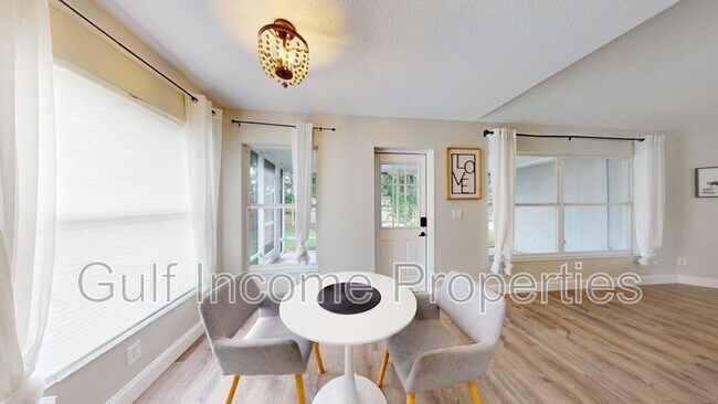 Building Photo - 4026 Banbury Cir