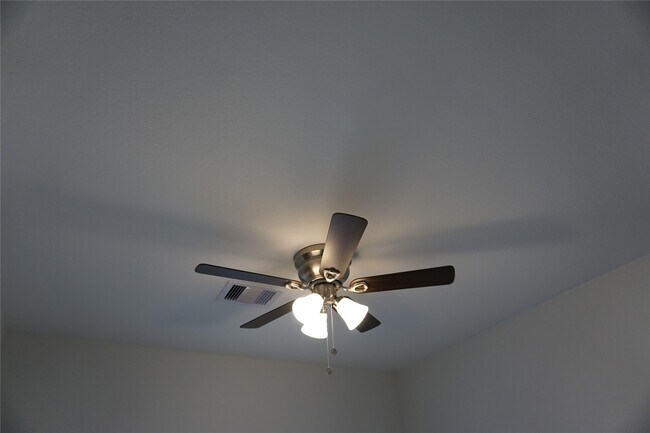 Building Photo - 9868 Arbor Oak