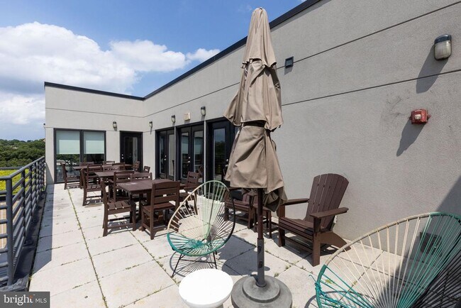 Building Photo - 1111 Orren St NE