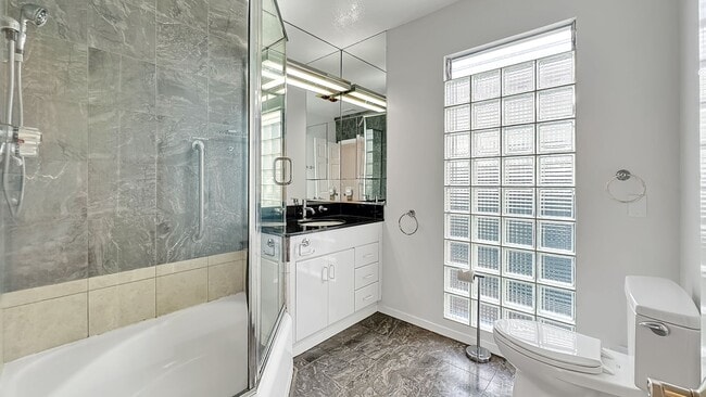 Building Photo - ALL UTILITIES INCLUDED - Remodeled - Upper Level - Backyard