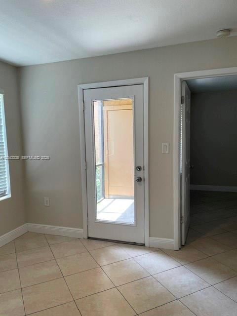 Building Photo - 10500 SW 155th Ct
