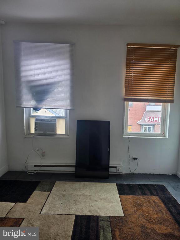 Building Photo - 4328 Frankford Ave