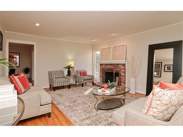 Building Photo - Beautiful single family home near Westfiel...
