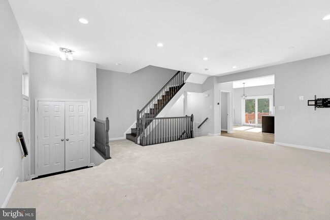 Building Photo - 2900 Jessica Ct
