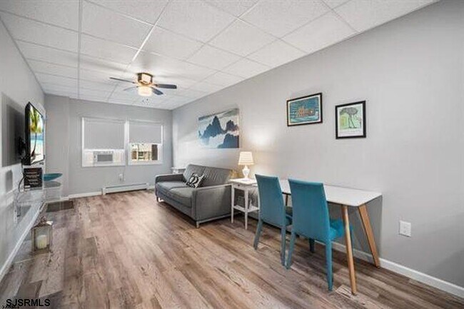 Building Photo - 21 S Little Rock Ave