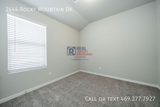 Building Photo - 2444 Rocky Mountain Dr