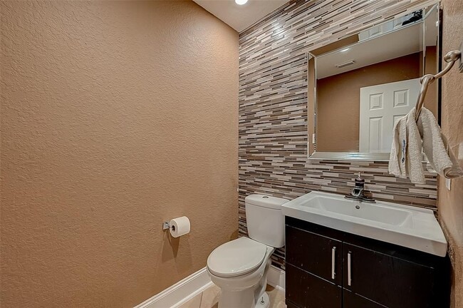 Building Photo - 1419 Kyle Hill Ln