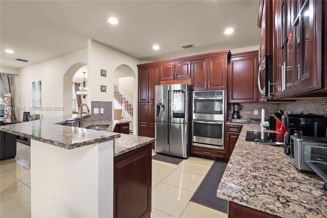 Building Photo - 8825 NW 100th Pl