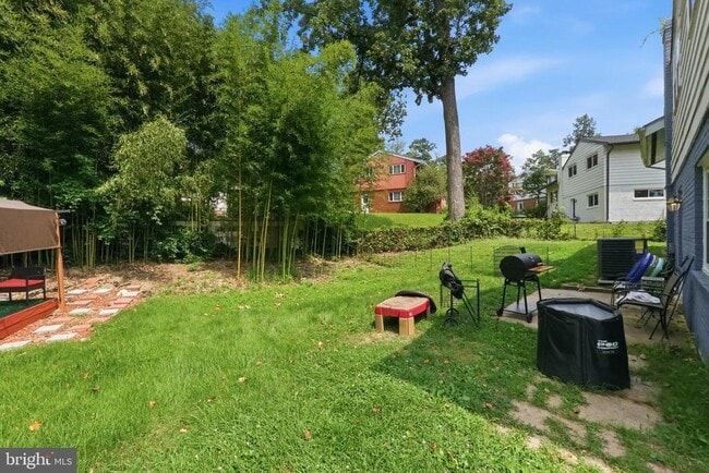 Building Photo - 11317 College View Dr