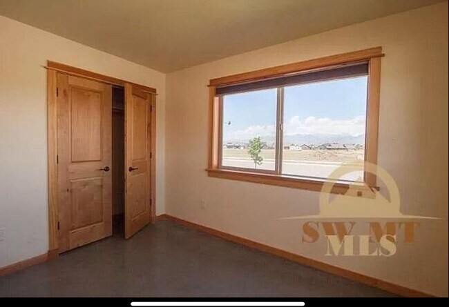 Building Photo - 3-Bedroom, 2-Bathroom Single-Level Home in Bozeman, MT