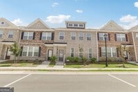 Building Photo - 2956 Chene Pl