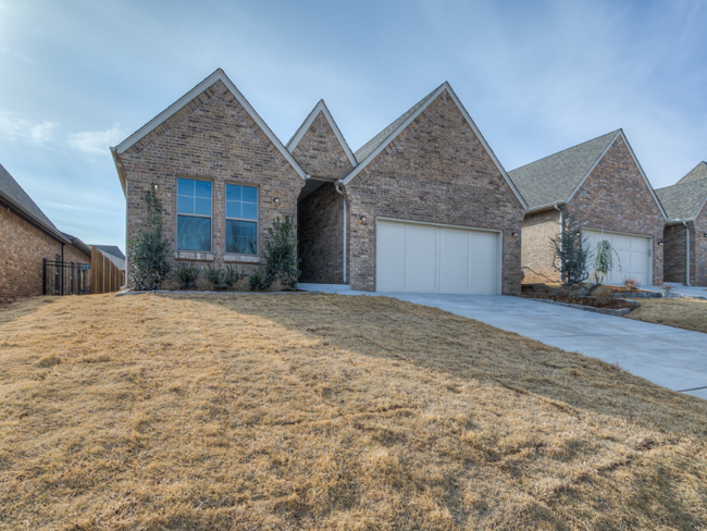 Building Photo - 1324 Chelham Ln