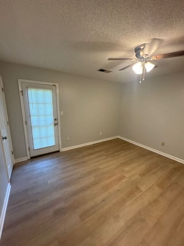 Building Photo - 5832 Ashridge Pl