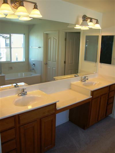 Building Photo - Charming Woodland Corner Home – Spacious 3 Bed, 2.5 Bath on a Quiet Cul-de-Sac