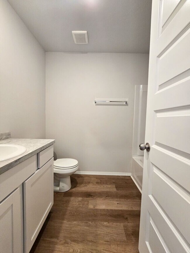 Building Photo - New Construction 3 bedroom Home in Shawnee