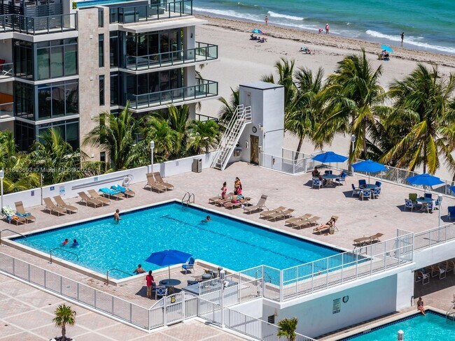 Building Photo - 2401 S Ocean Dr