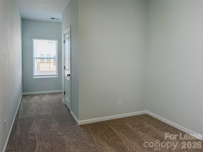Building Photo - 6524 Harlech St