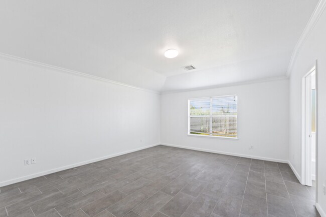 Building Photo - 13112 Trail Manor Dr