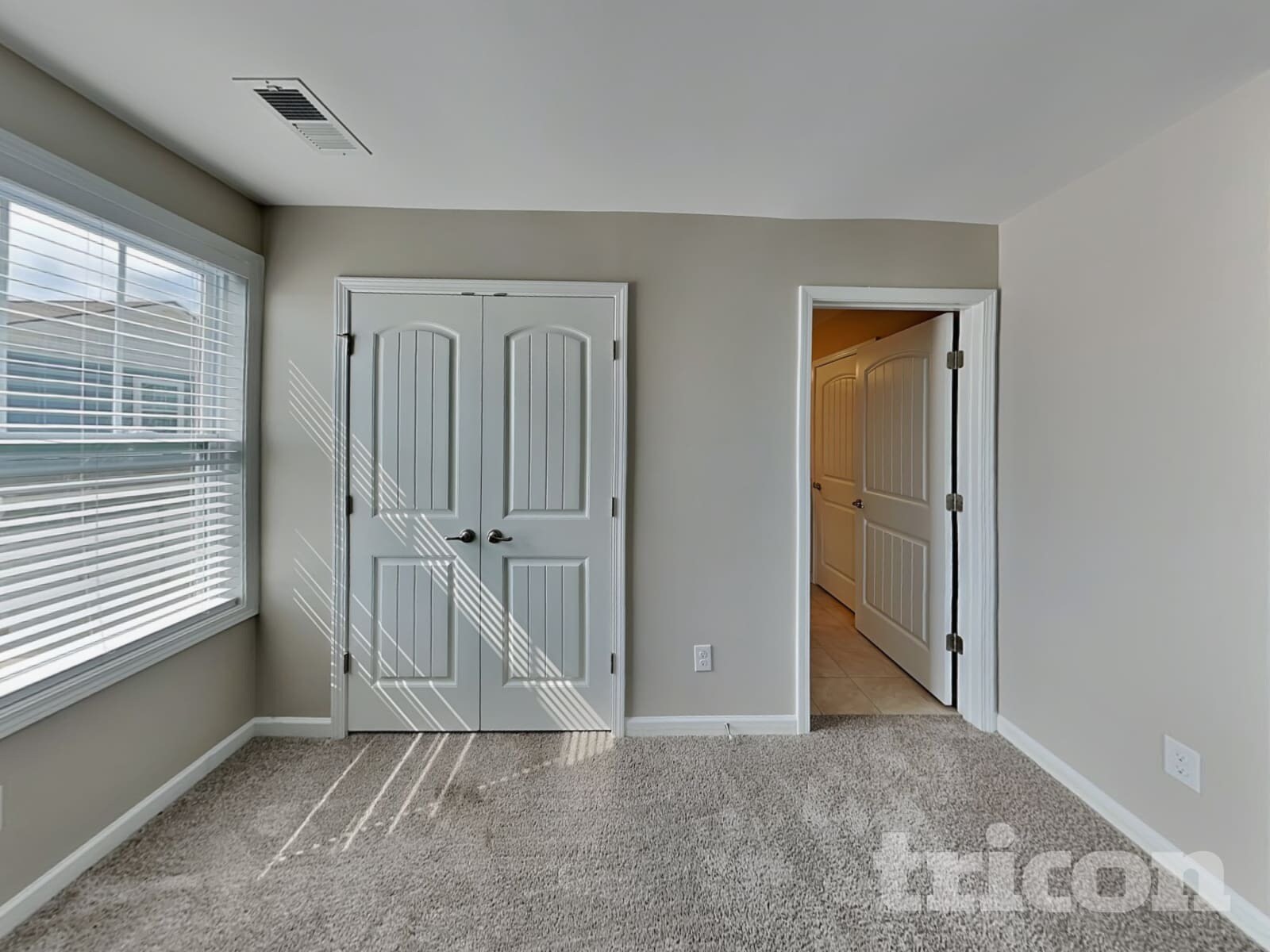 Building Photo - 319 Imperial Ct