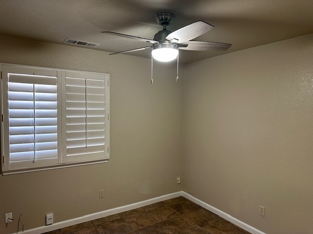 Building Photo - Modesto 5 Bedroom 3 Bathroom with a Pool