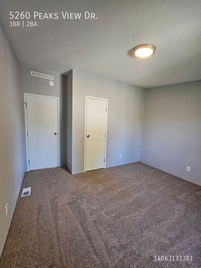 Building Photo - 5260 Peaks View Dr