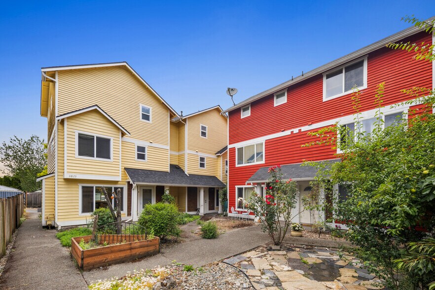 Building Photo - 8823 Delridge Way SW