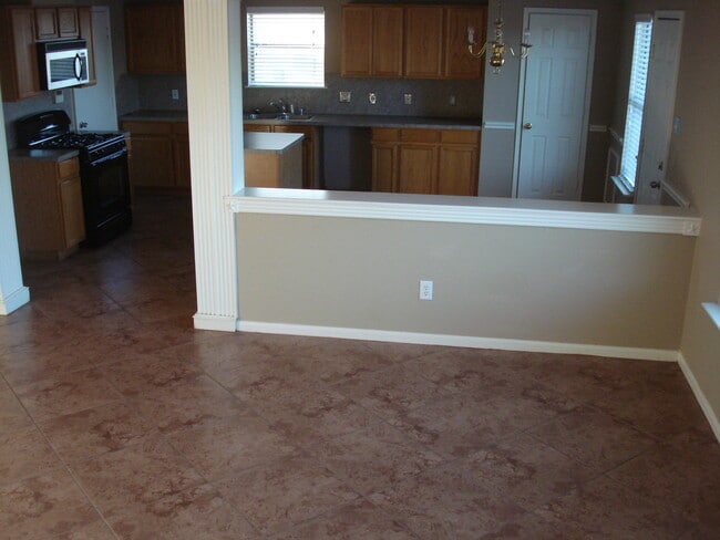 Building Photo - COMING SOON. @ A Great Location!