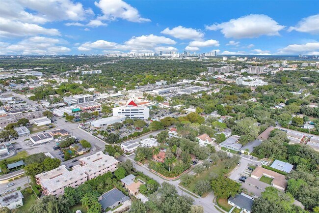 Building Photo - 12287 NE 7th Ave