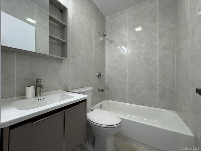 Building Photo - 101-12 Martense Ave