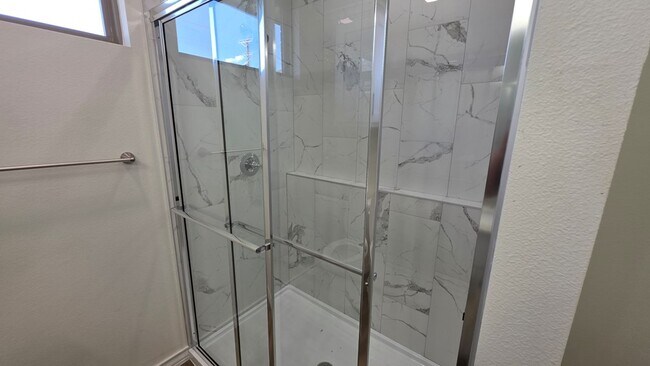 Building Photo - 1004 Killdeer Ct