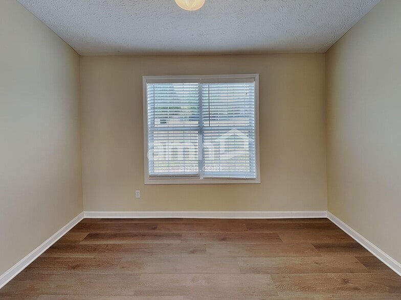 Building Photo - 1222 Cabots Ln
