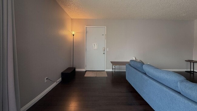 Building Photo - 511 E Brockton Ave