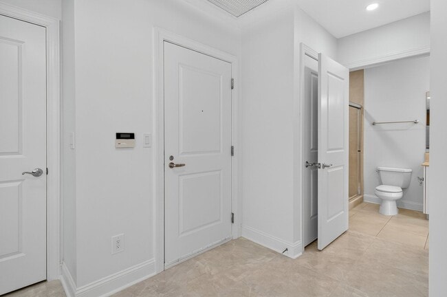 Building Photo - 24th Floor Condo Unit