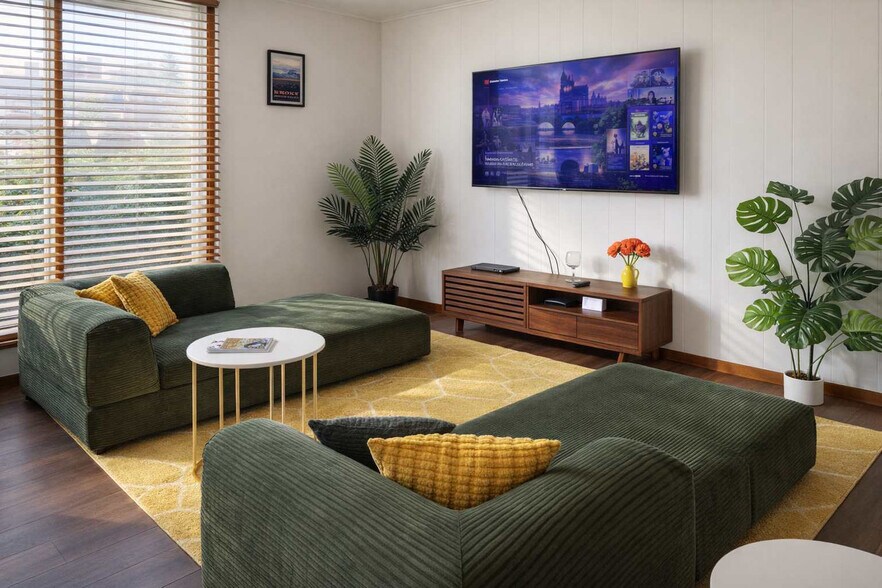 Building Photo - 157 W Holly Ridge Rd