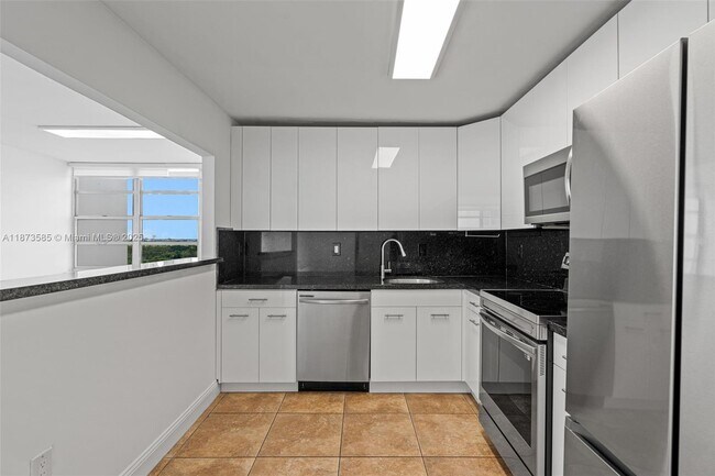 Building Photo - 2750 NE 183rd St