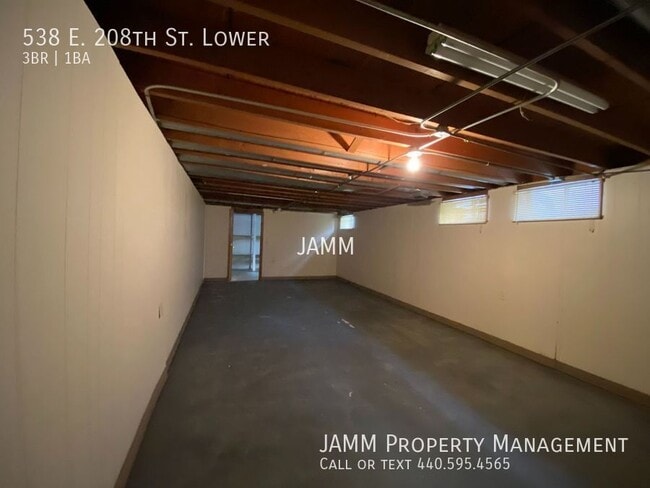 Building Photo - 538 E 208th St