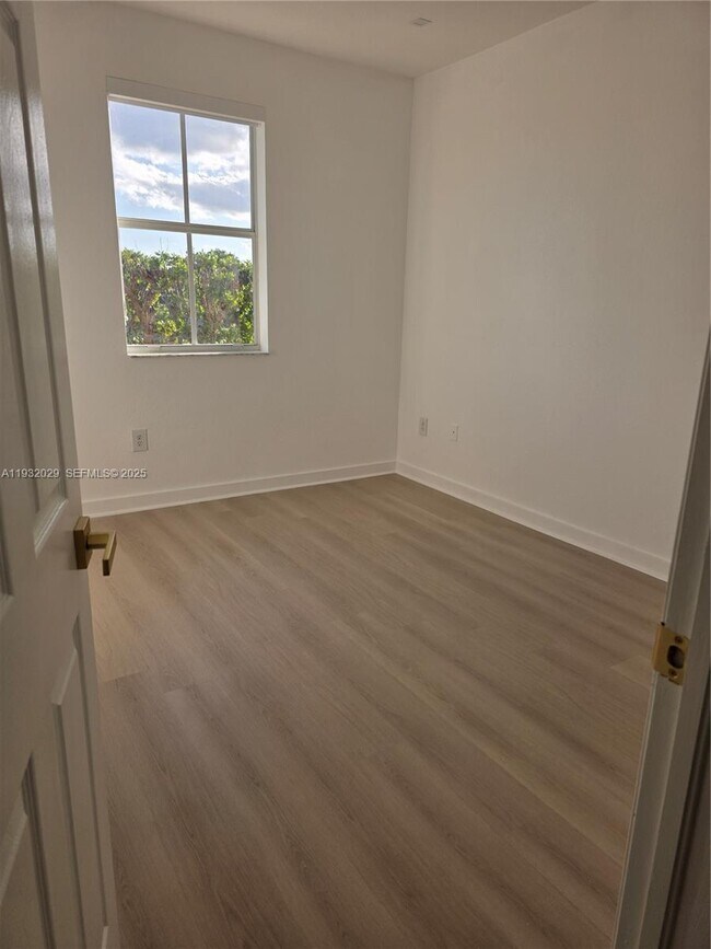 Building Photo - 16643 SW 80th Terrace