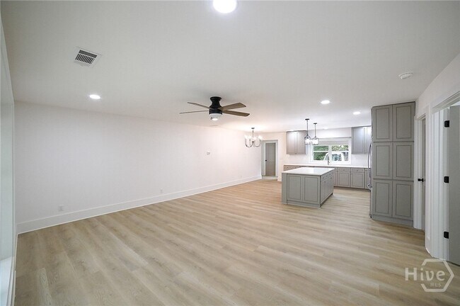 Building Photo - 1470 Mars Hill Rd