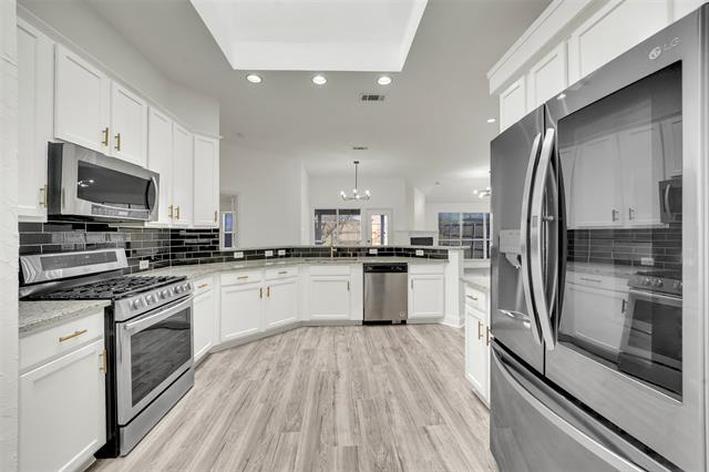 Building Photo - 5919 Vista Glen Ln