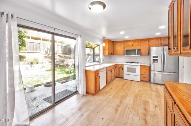 Building Photo - 9085 McCloud Dr