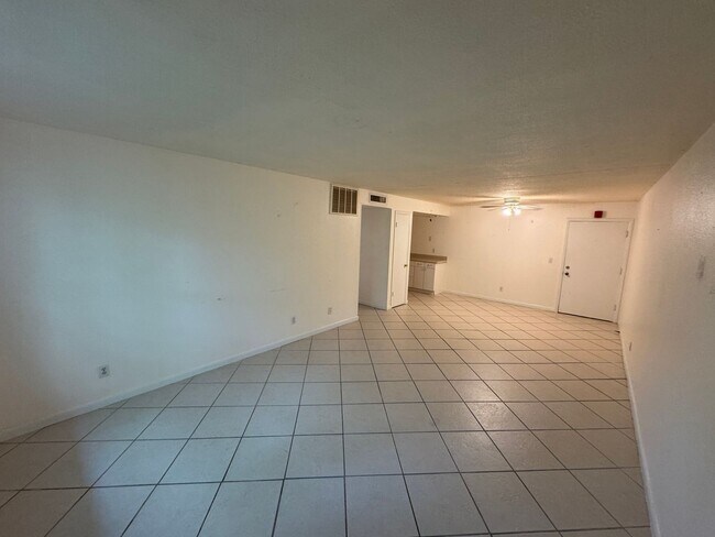 Building Photo - 2BR 2BA CONDO LOCATED CLOSE TO PORT CANAVERAL