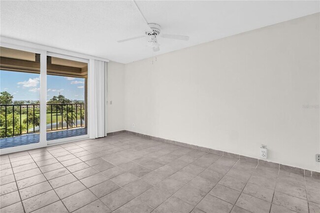 Building Photo - 6158 Palma Del Mar Blvd S