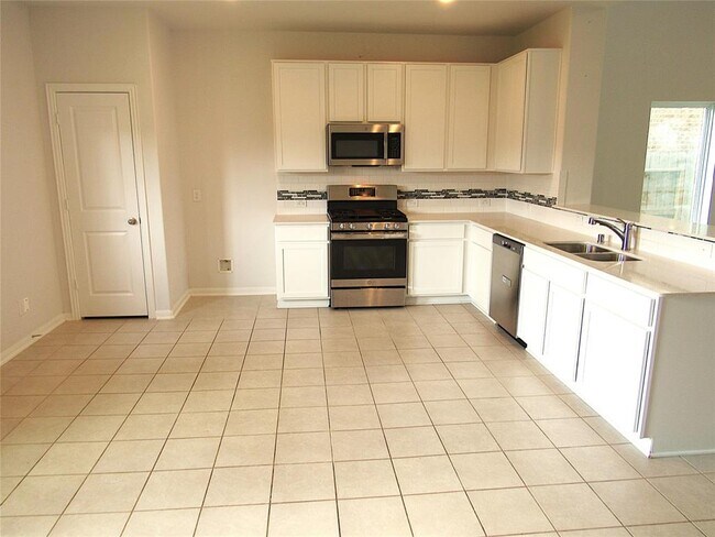 Building Photo - 14302 Beach Pine Trail