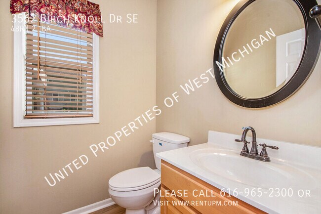 Building Photo - Available Now | 4 Bedroom 2.5 Bath Single ...
