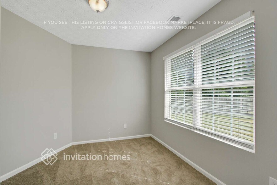 Building Photo - 4035 Hollow Springs Tr SE