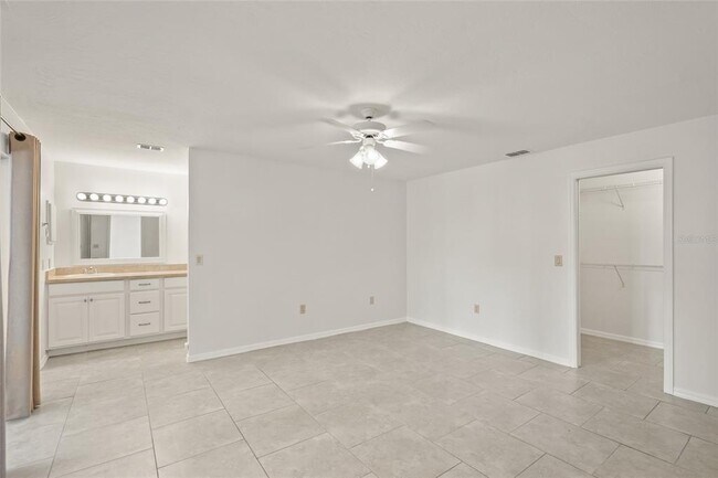 Building Photo - 2114 Bispham Rd
